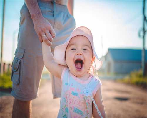 试管代生网：胎儿窘迫出生后健康吗？孩子长大后健康也受影响